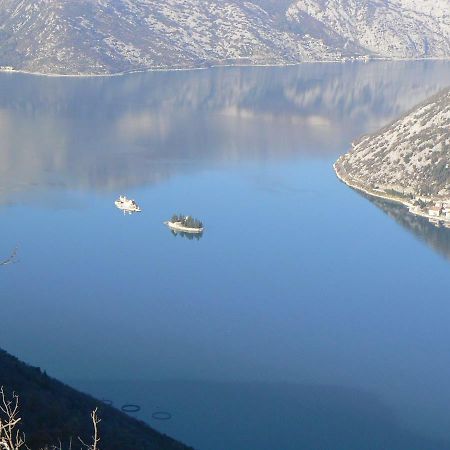 Apartments Lanterna Tivat Buitenkant foto